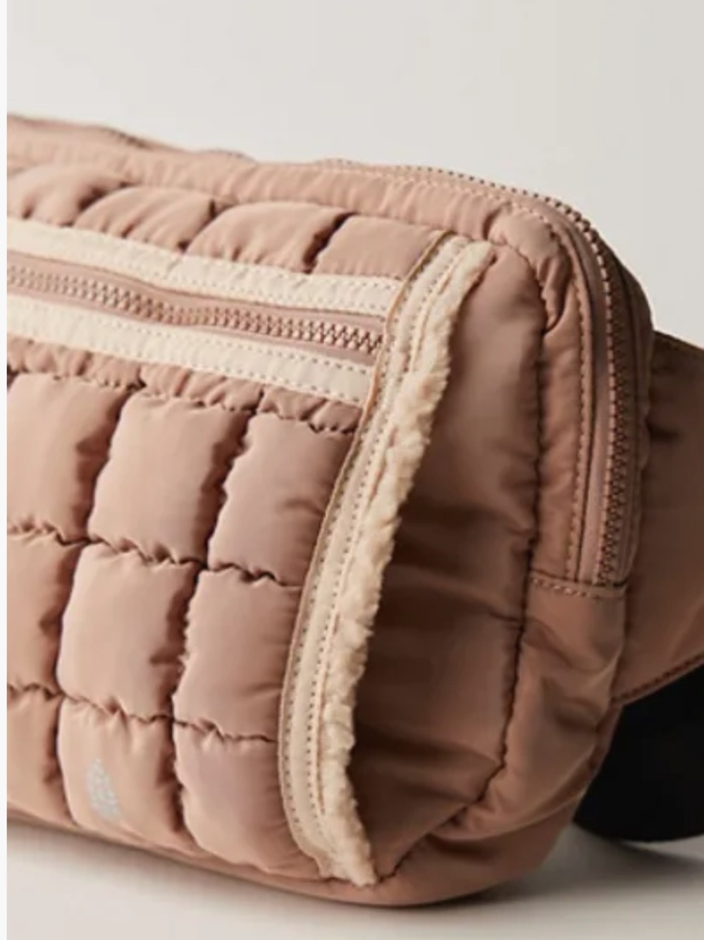 1197. FREE PEOPLE Quilted Muff sling bag in Sandy NWT $78 - Picture 3 of 4